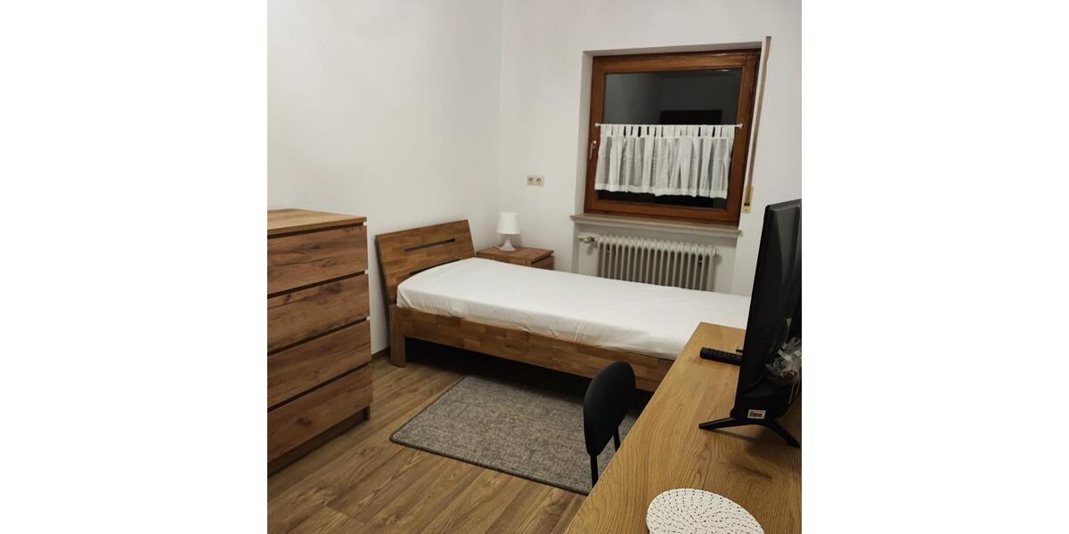 Einfamilienhaus Bad Mergentheim - 7 Zimmer, 150 m&sup2;, 2.350&euro; | Angebot:24864534