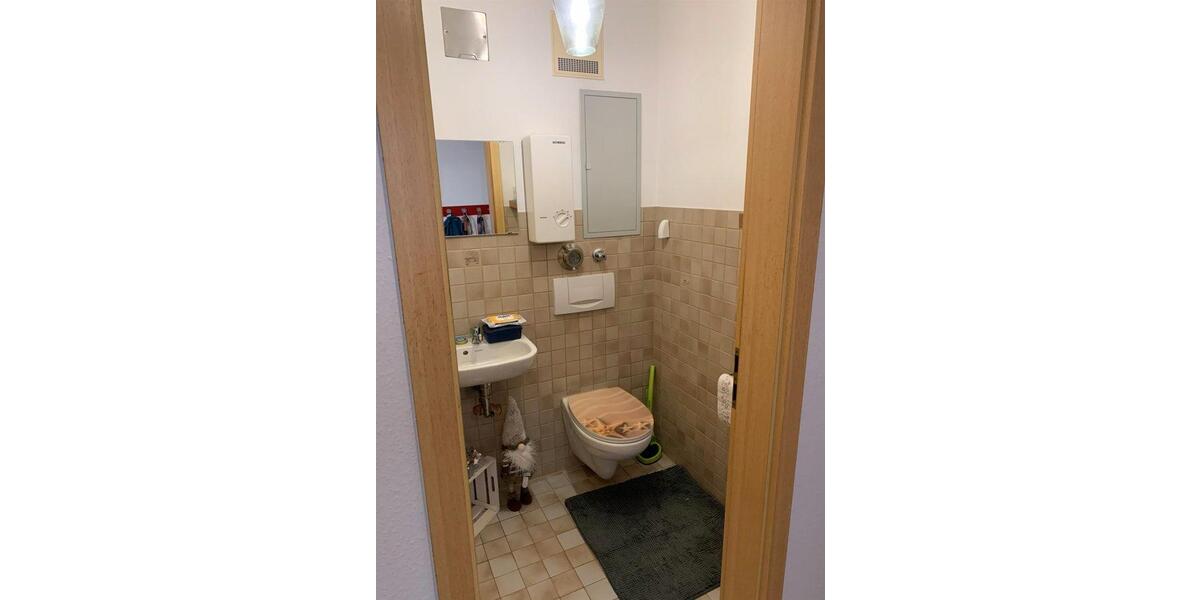 Dachgeschoßwohnung Neuffen - 4 Zimmer, 114 m&sup2;, 1.200&euro; | Angebot:26150486