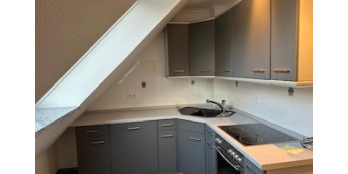 Dachgeschoßwohnung Kiel Elmschenhagen - 3 Zimmer, 104 m&sup2;, 1.200&euro; | Angebot:25717953