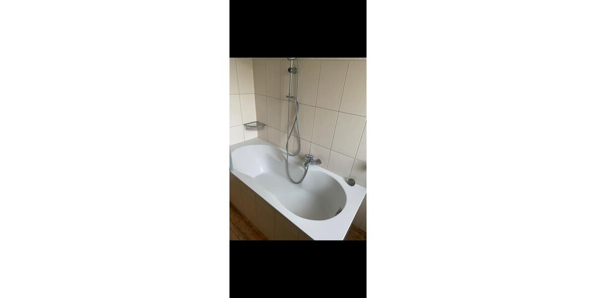 Etagenwohnung Hüllhorst - 3.5 Zimmer, 105 m&sup2;, 740&euro; | Angebot:25500890