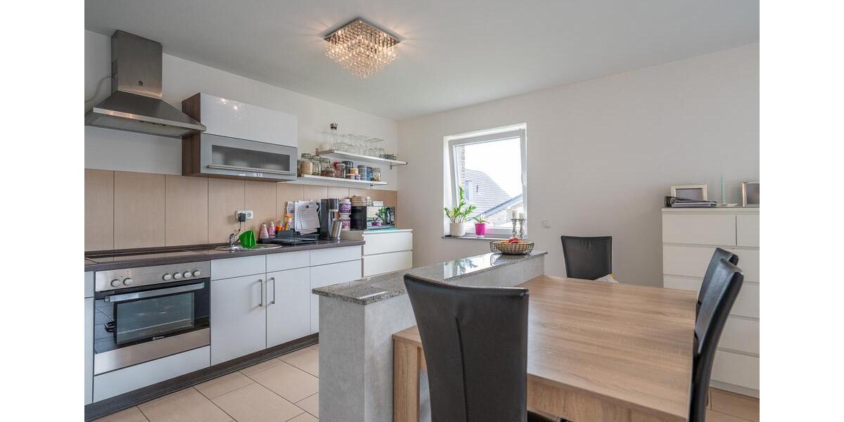 Etagenwohnung Hückelhoven - 3 Zimmer, 88 m&sup2;, 1.030&euro; | Angebot:26487472