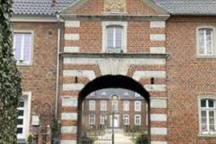 Schloss Gelsdorf, 5 Zimmer Reihenhaus im Seitenflügel mit Garten zimmer