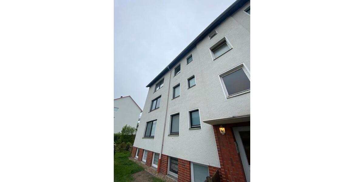 Dachgeschoßwohnung Sarstedt - 3 Zimmer, 73 m&sup2;, 890&euro; | Angebot:25853398