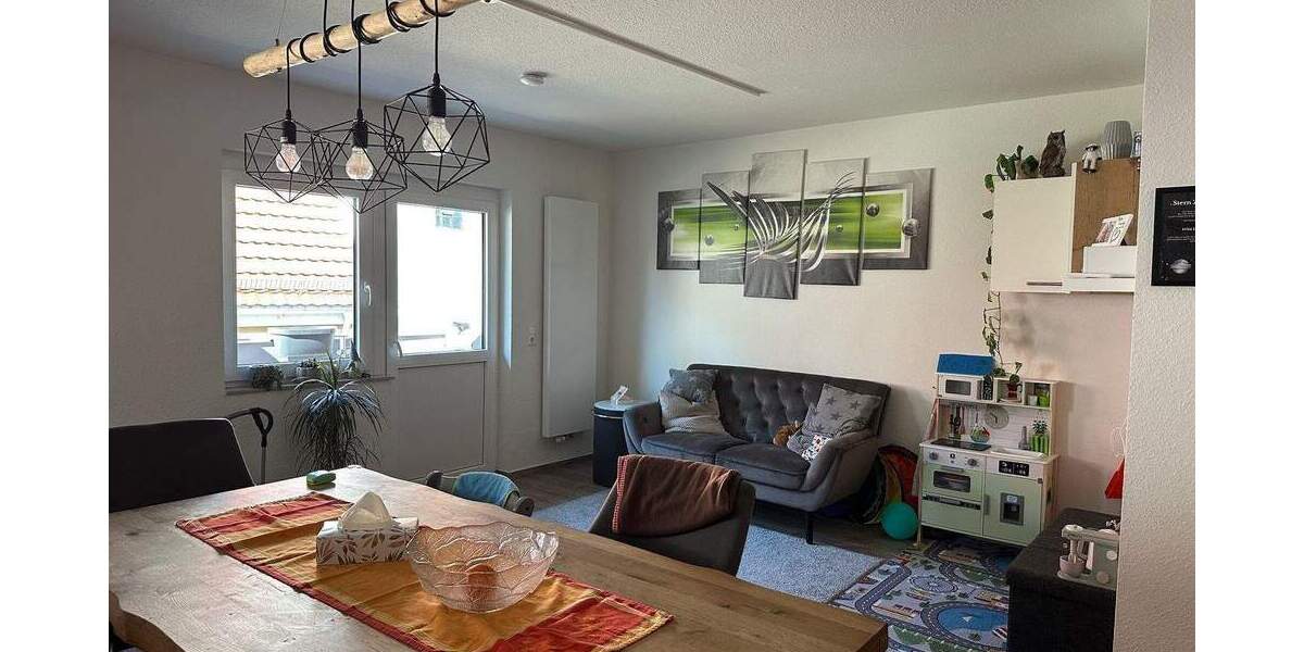 Etagenwohnung Vogtsburg im Kaiserstuhl Oberrotweil - 5 Zimmer, 157 m&sup2;, 1.390&euro; | Angebot:25769383