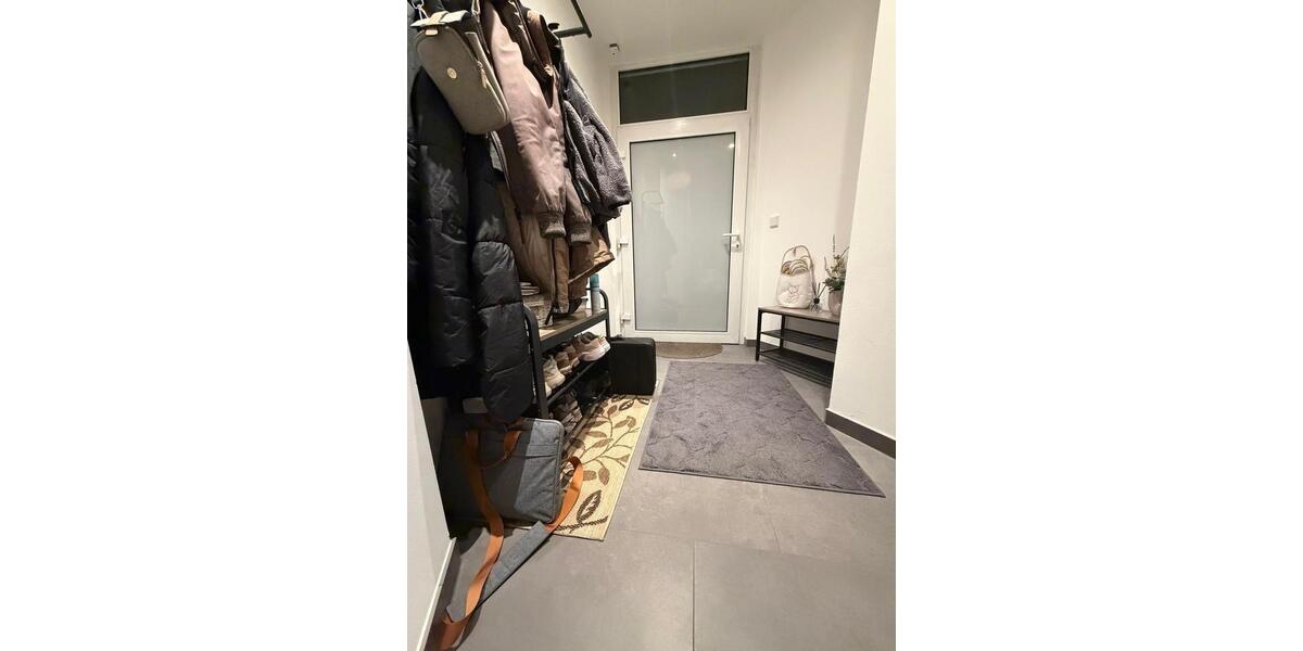 Etagenwohnung Uder - 4 Zimmer, 150 m&sup2;, 900&euro; | Angebot:26092951