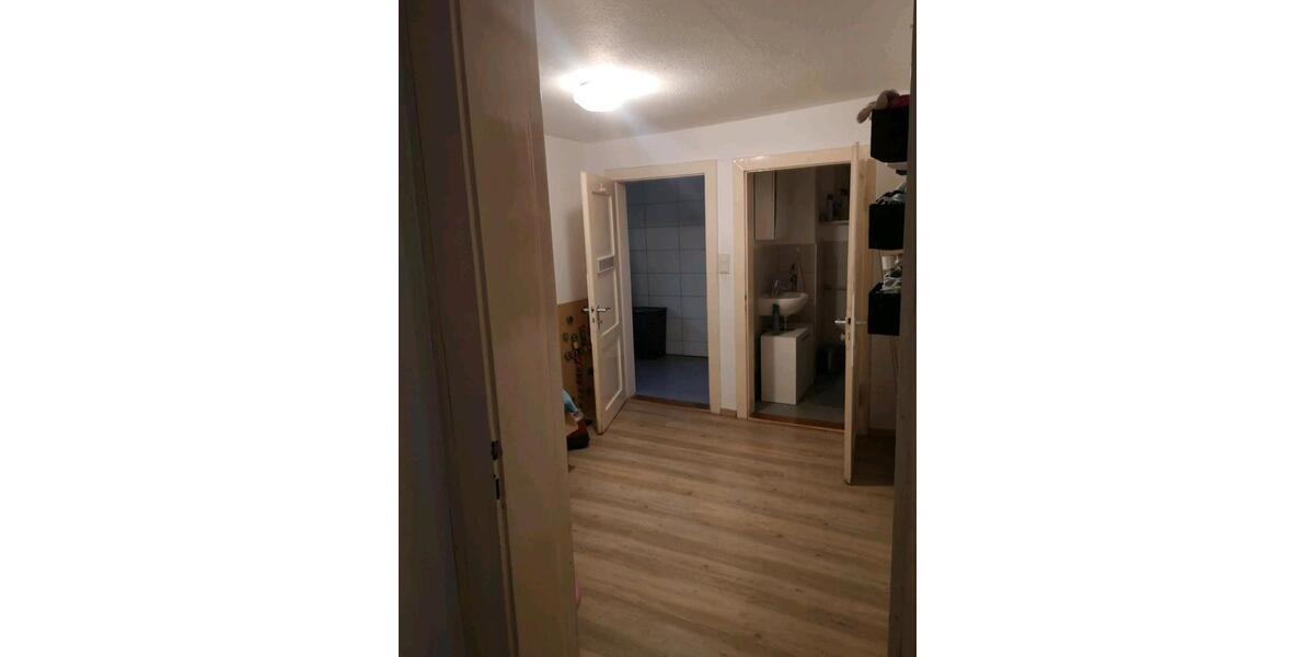 Einfamilienhaus Uffenheim - 5 Zimmer, 145 m&sup2;, 1.000&euro; | Angebot:26614469