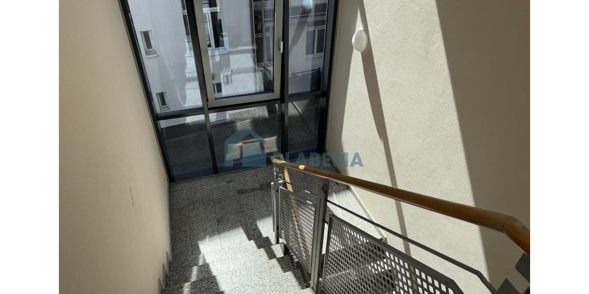 Dachgeschoßwohnung Schwerin - 2 Zimmer, 60 m&sup2;, 967&euro; | Angebot:26546391