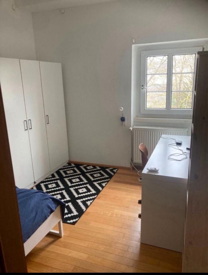 2 WG Zimmer 01. August