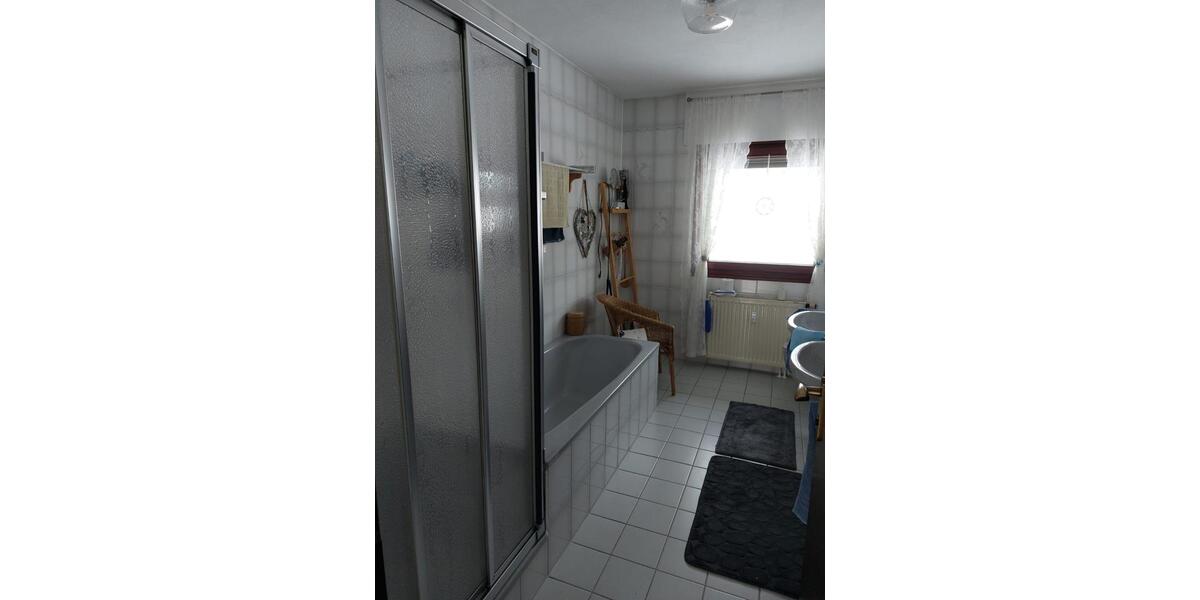 Etagenwohnung Homberg (Efze) - 4 Zimmer, 107 m&sup2;, 700&euro; | Angebot:26447850