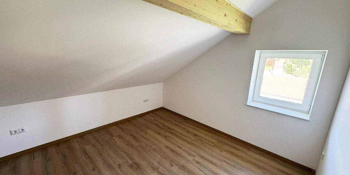 Etagenwohnung Zwiesel - 2 Zimmer, 55 m&sup2;, 700&euro; | Angebot:25728108
