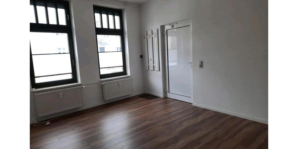Erdgeschoßwohnung Neubrandenburg - 2 Zimmer, 60 m&sup2;, 695&euro; | Angebot:24478702