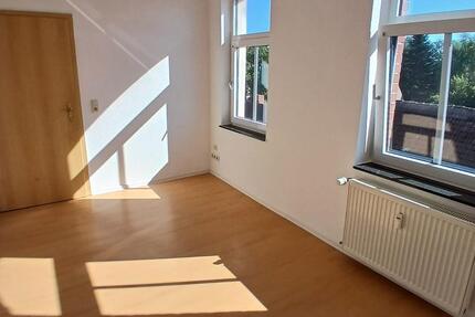 Wohnung Tangerhütte - 4 Zimmer, 92 m&sup2;, 554&euro; | Angebot:27628325