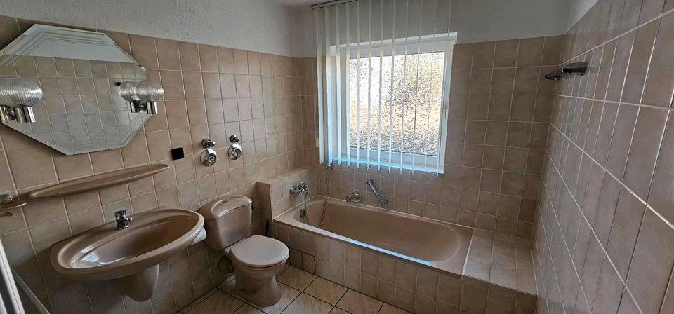 Erdgeschoßwohnung Wolfenbüttel - 3 Zimmer, 82 m&sup2;, 700&euro; | Angebot:26342177