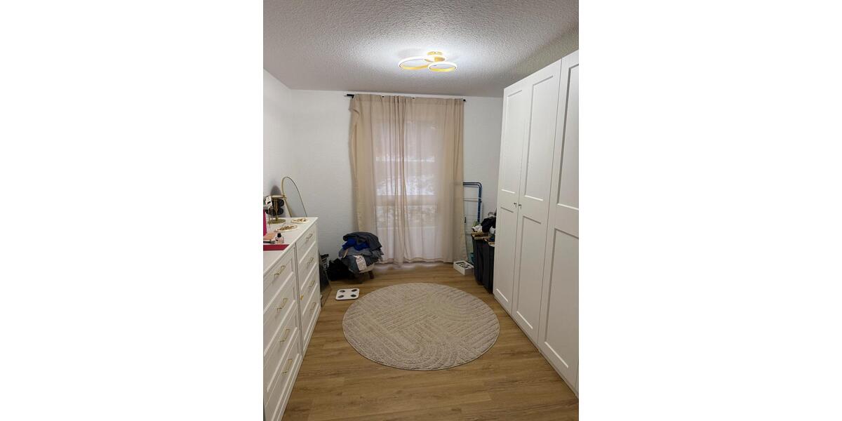 Erdgeschoßwohnung Weinstadt - 3 Zimmer, 119 m&sup2;, 1.601&euro; | Angebot:26004773