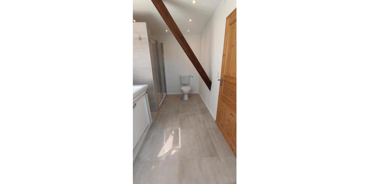 Etagenwohnung Hage - 2 Zimmer, 98 m&sup2;, 900&euro; | Angebot:20657947