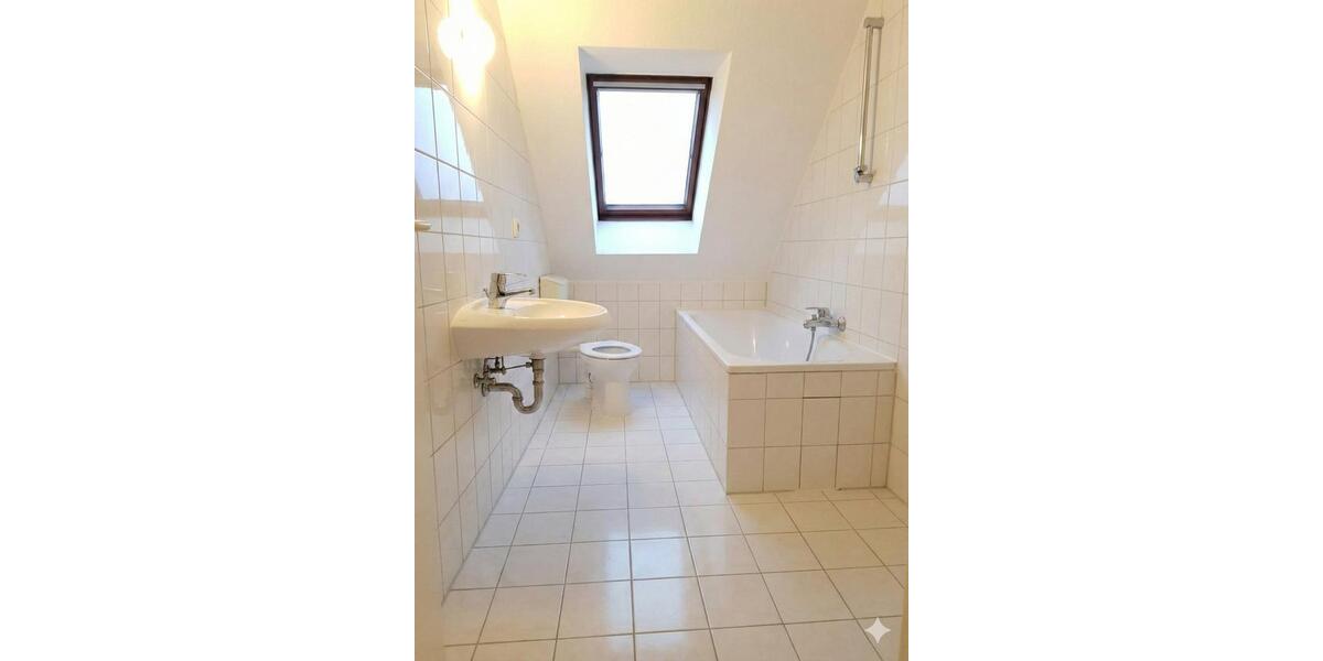 Dachgeschoßwohnung Ruhner Berge - 2 Zimmer, 42 m&sup2;, 280&euro; | Angebot:26217290