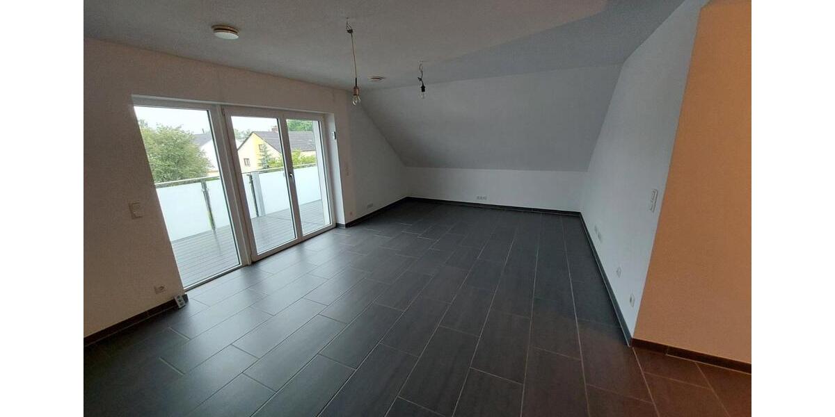 Dachgeschoßwohnung Friedberg - 3 Zimmer, 85 m&sup2;, 1.490&euro; | Angebot:26256525