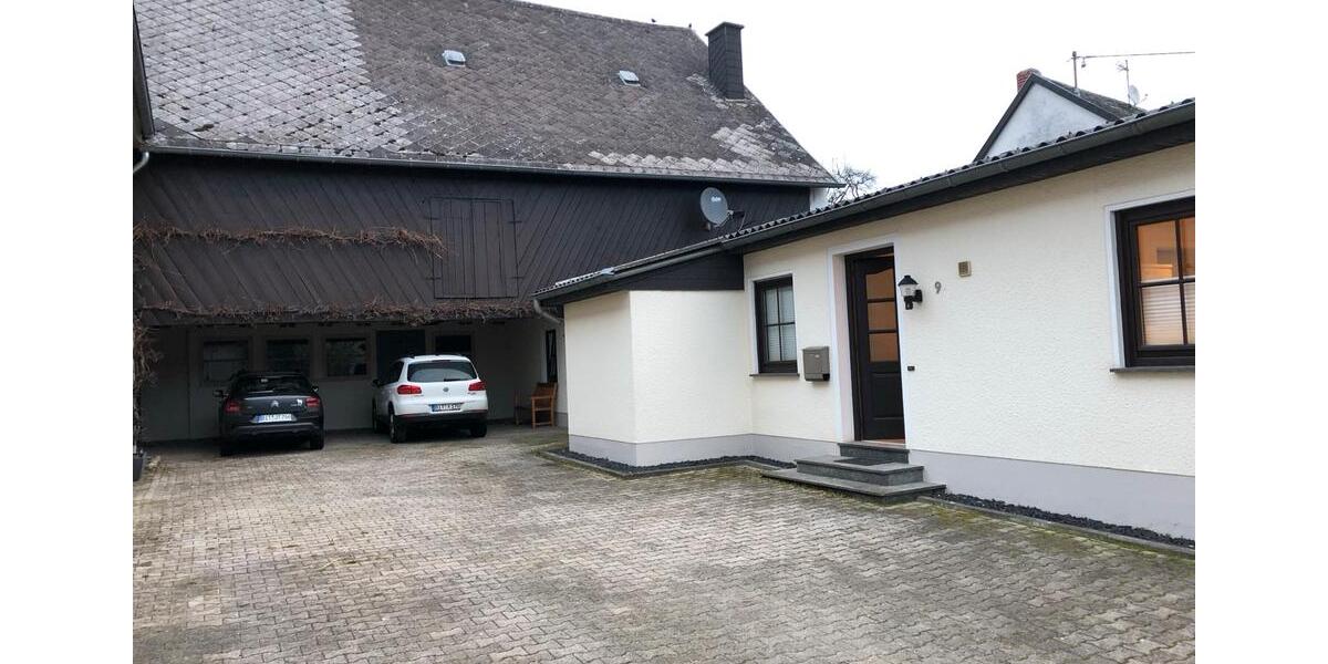 Erdgeschoßwohnung Trier Nord - 5 Zimmer, 130 m&sup2;, 1.500&euro; | Angebot:26039222