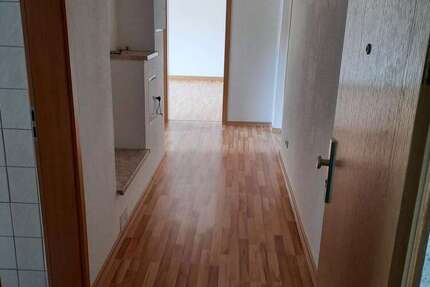 Wohnung zum Mieten in Meuselwitz 365 € 68.27 m²
