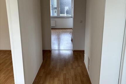 Großzügige 3 Zi.-Wohnung mit Balkon und Aufzug 3 zimmer