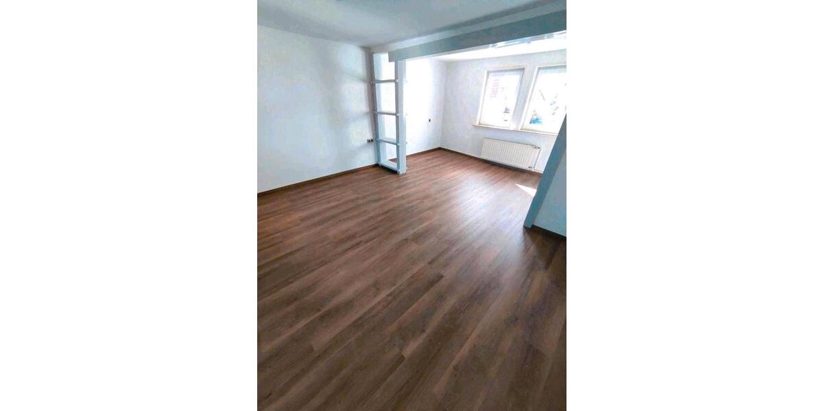 Reihenhaus Homberg (Efze) - 4.5 Zimmer, 105 m&sup2;, 810&euro; | Angebot:25969077