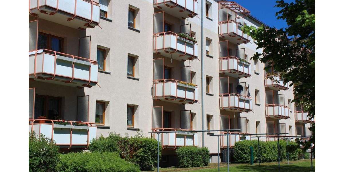 Top sanierte 3 Raum Wohnung 4 zimmer