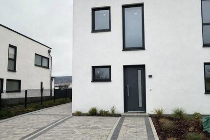 Erstbezug 2026: Modernes Wohnen im Energiespar-Wunder 4 zimmer