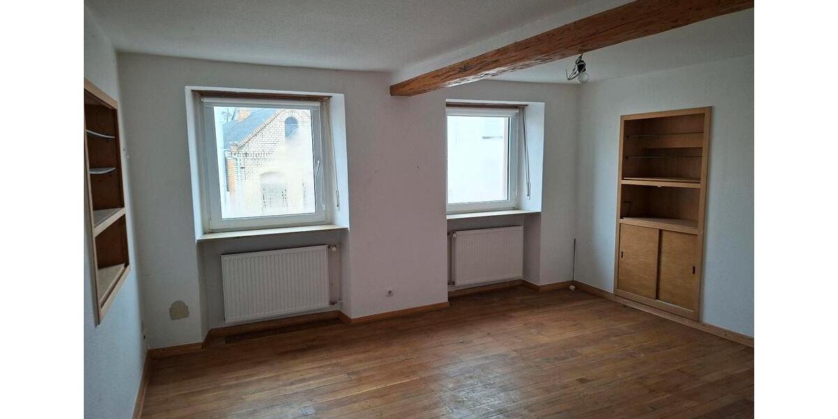 Doppelhaushälfte Buseck - 4 Zimmer, 124 m&sup2;, 1.600&euro; | Angebot:25024998