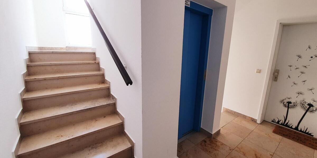 Gemütliche 3-Zimmer-Wohnung mit Balkon und Einbauküche - Dachgeschoßwohnung Chemnitz Altendorf | Angebot:25098842