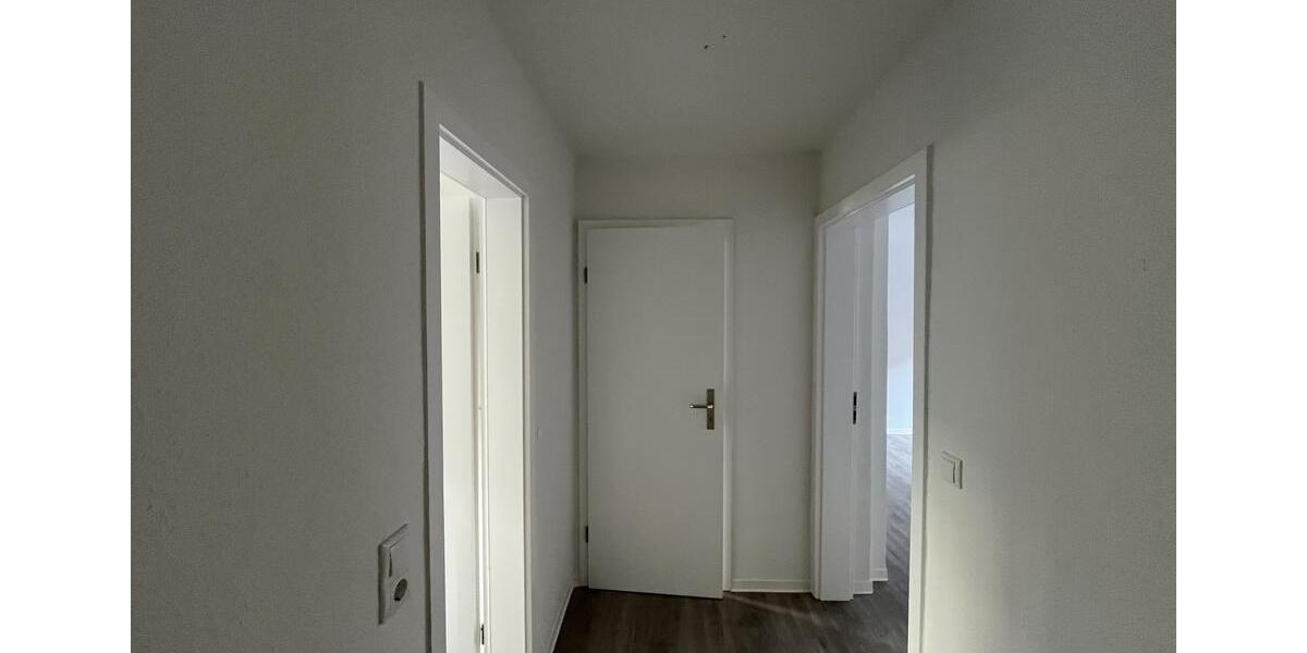 Erdgeschoßwohnung Riesa - 2 Zimmer, 53 m&sup2;, 272&euro; | Angebot:25974070