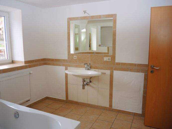 Etagenwohnung Bad Brückenau Römershag - 4 Zimmer, 101 m&sup2;, 695&euro; | Angebot:26319653