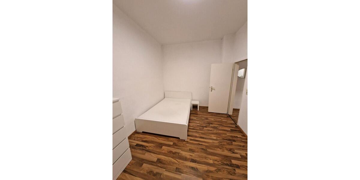 WG-Zimmer in 3er WG Neugründung 3 zimmer