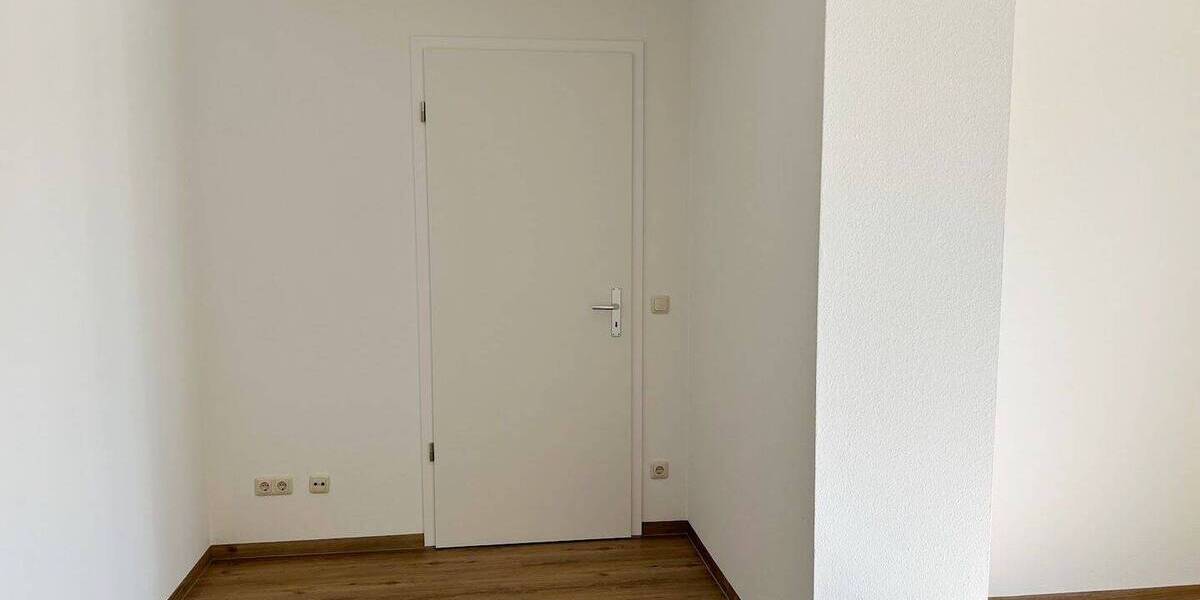Etagenwohnung Dresden Johannstadt-Süd - 2 Zimmer, 68 m&sup2;, 657&euro; | Angebot:26154797