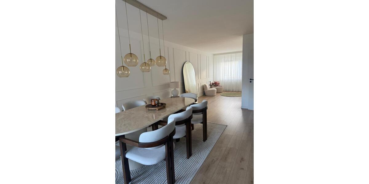 Traumhafte Kernsanierte Wohnung in Duisburg Beeck 3.5 zimmer