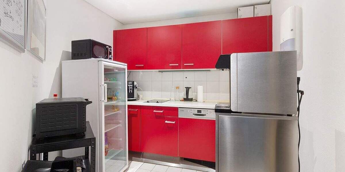 Großzügige 315 m² Bürofläche zur Untermiete in München - Küche, 3 Stellplätze zimmer