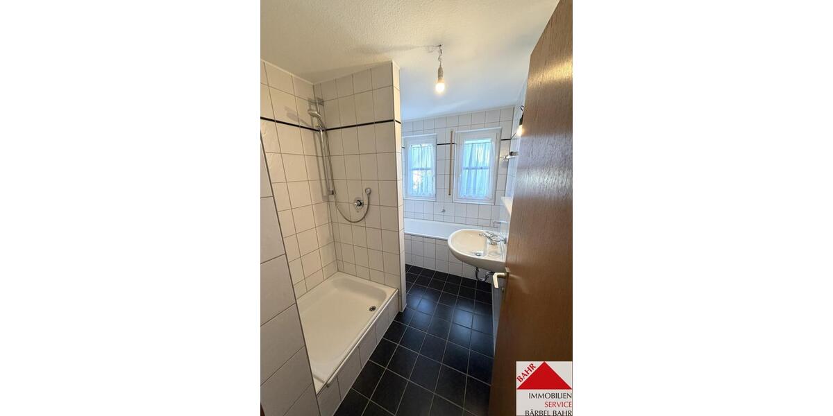 Etagenwohnung Herrenberg - 3 Zimmer, 80 m&sup2;, 990&euro; | Angebot:24630069