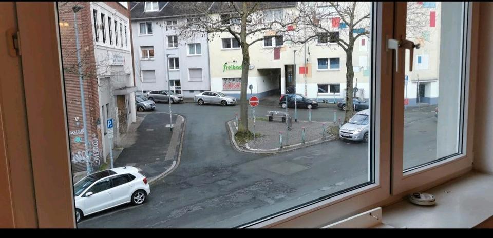 Etagenwohnung Bochum Wiemelhausen - 1 Zimmer, 76 m&sup2;, 900&euro; | Angebot:25151200