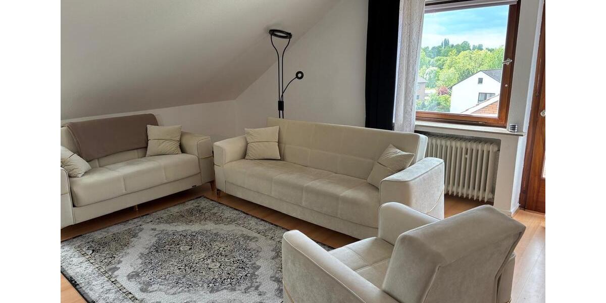 Dachgeschoßwohnung Löhne - 3 Zimmer, 75 m&sup2;, 600&euro; | Angebot:26605409