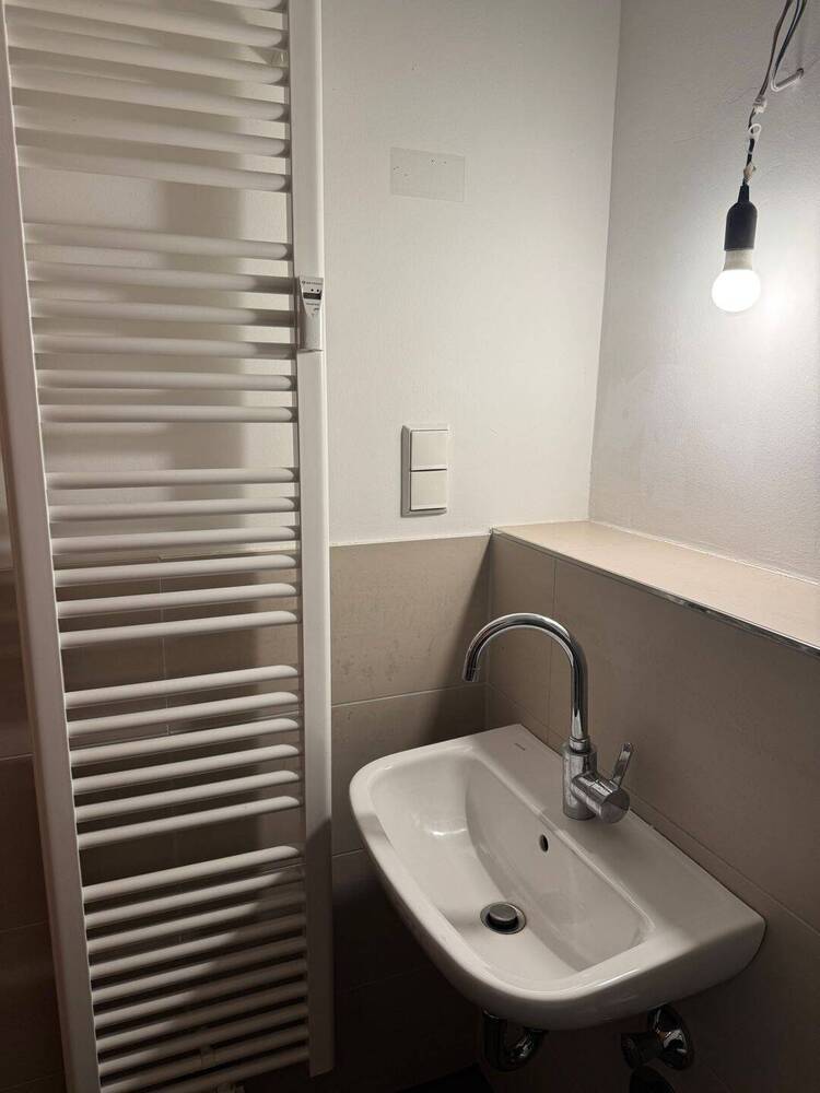 Helles und gemütliches Apartment mit Kochnische in schönem Altbau