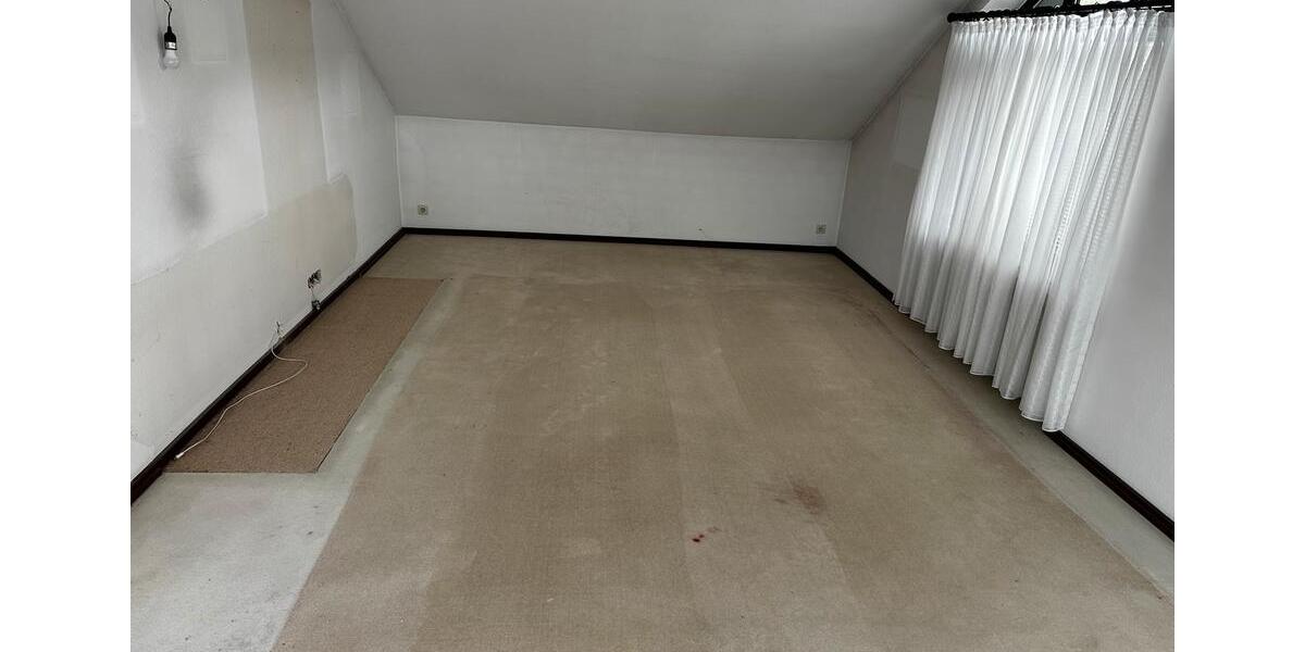 Dachgeschoßwohnung Aachen Aachen-Mitte - 2 Zimmer, 95 m&sup2;, 950&euro; | Angebot:24522712