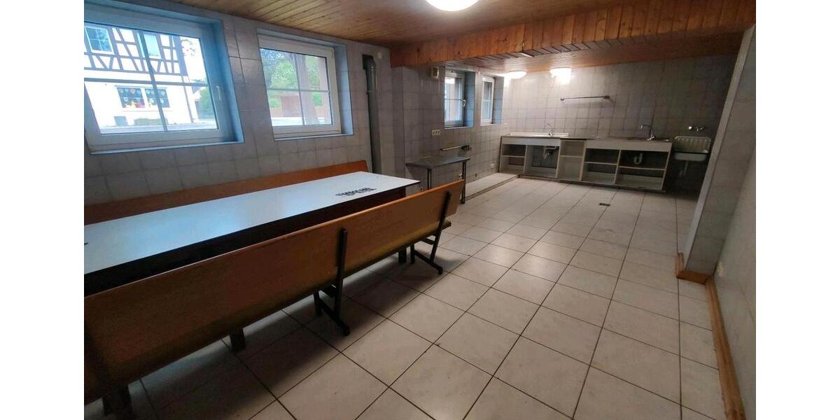 Wohnen auf Zeit Murrhardt - 13 Zimmer, 15 m&sup2;, 450&euro; | Angebot:26543657
