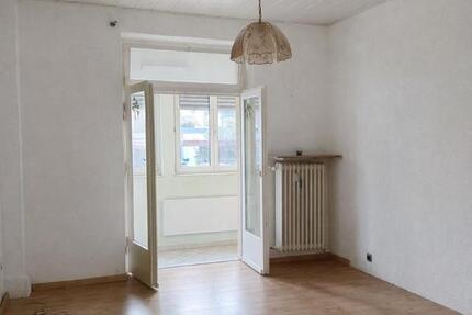 WG-Zimmer zu vermieten – 18 m² im Erdgeschoss mit Loggia 1 zimmer