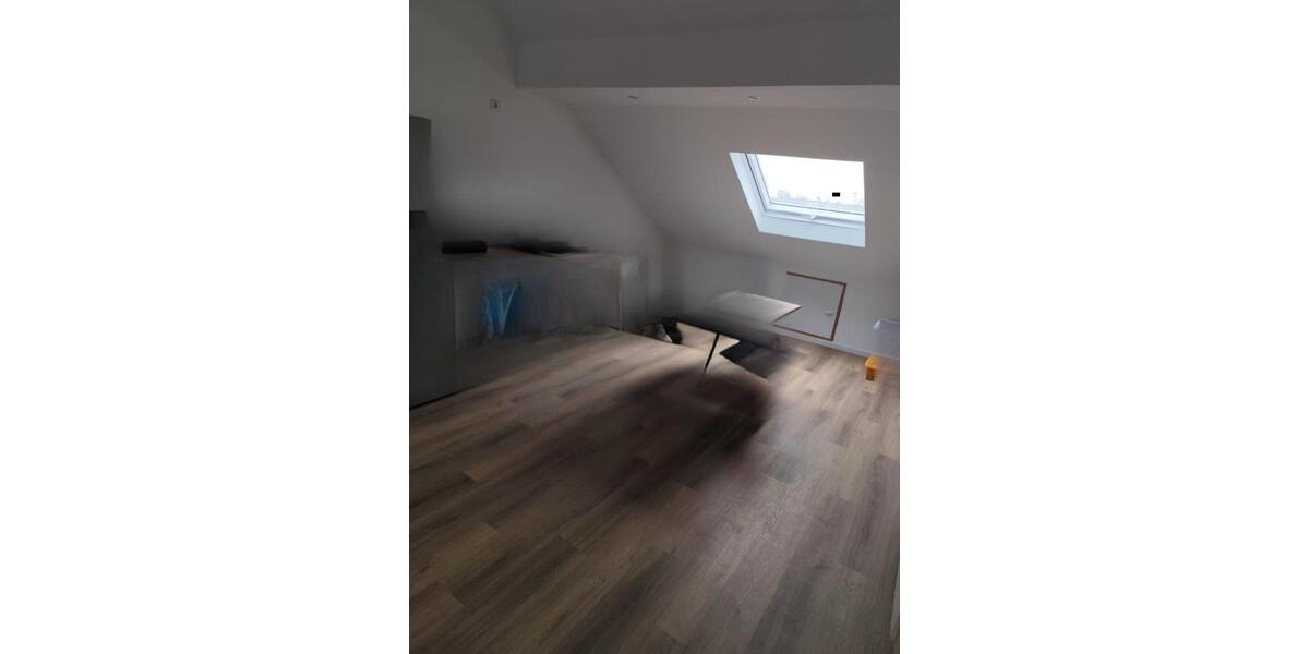 Dachgeschoßwohnung Bad Schönborn - 1 Zimmer, 75 m&sup2;, 1.100&euro; | Angebot:24819012