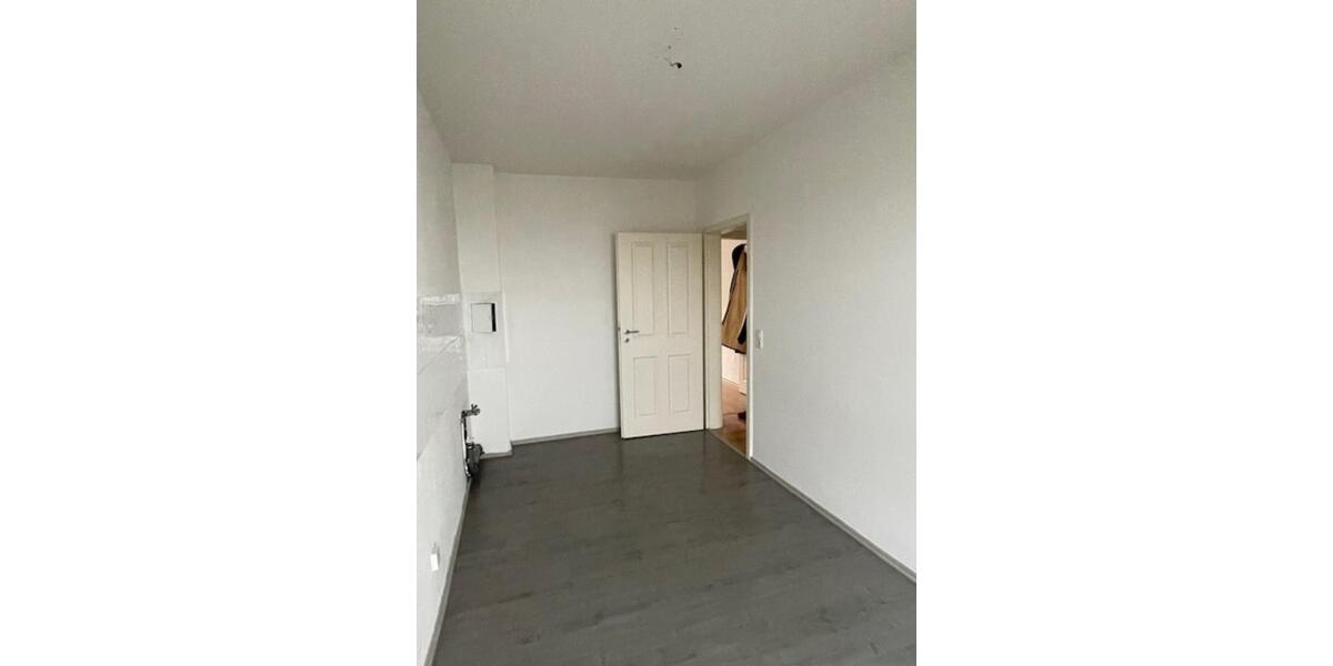 Dachgeschoßwohnung Rostock Evershagen - 2 Zimmer, 61 m&sup2;, 457&euro; | Angebot:25540736