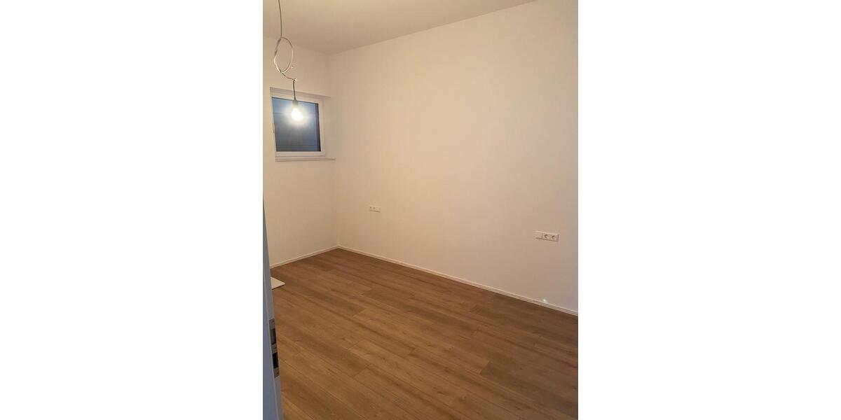 Erdgeschoßwohnung Ilsfeld - 2 Zimmer, 60 m&sup2;, 840&euro; | Angebot:26613954