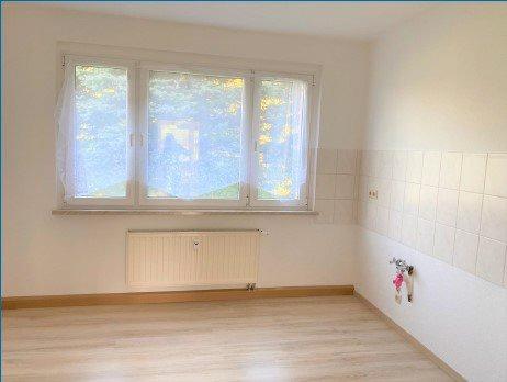 Hochparterre Waldheim - 3 Zimmer, 61 m&sup2;, 399&euro; | Angebot:24002246