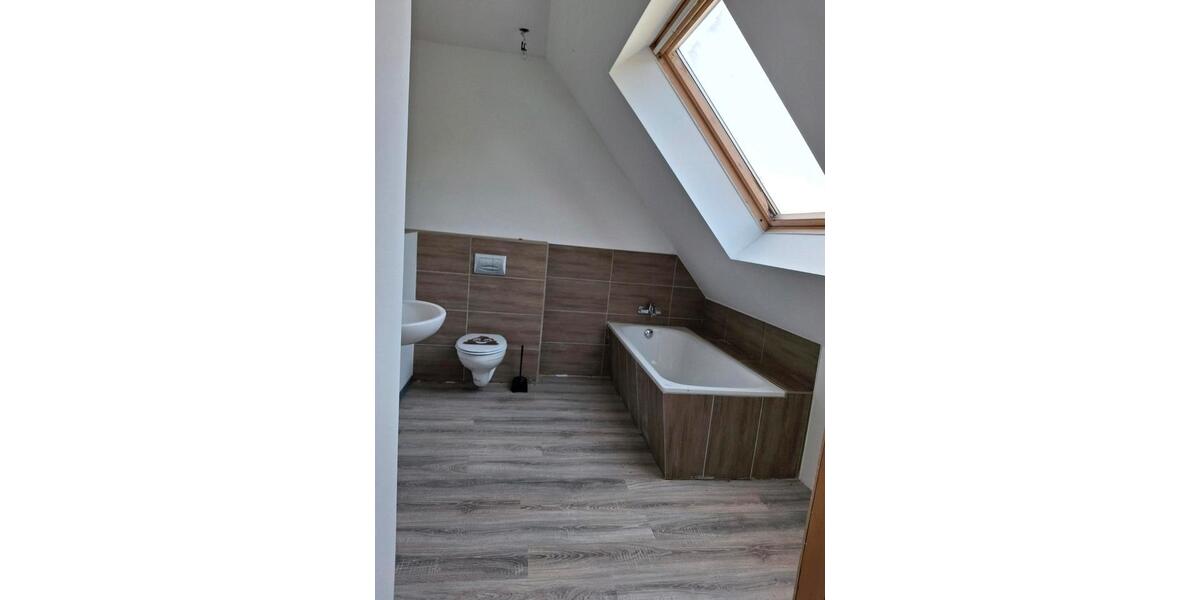 Einfamilienhaus Extertal - 5 Zimmer, 200 m&sup2;, 600&euro; | Angebot:26591878