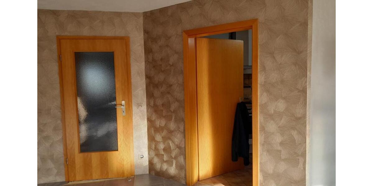 Erdgeschoßwohnung Aalen Dewangen - 3 Zimmer, 84 m&sup2;, 900&euro; | Angebot:25716821