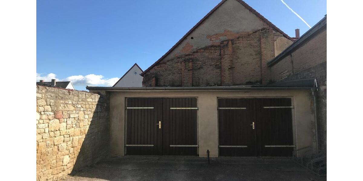 Dachgeschoßwohnung Querfurt - 5 Zimmer, 146 m&sup2;, 990&euro; | Angebot:25390515