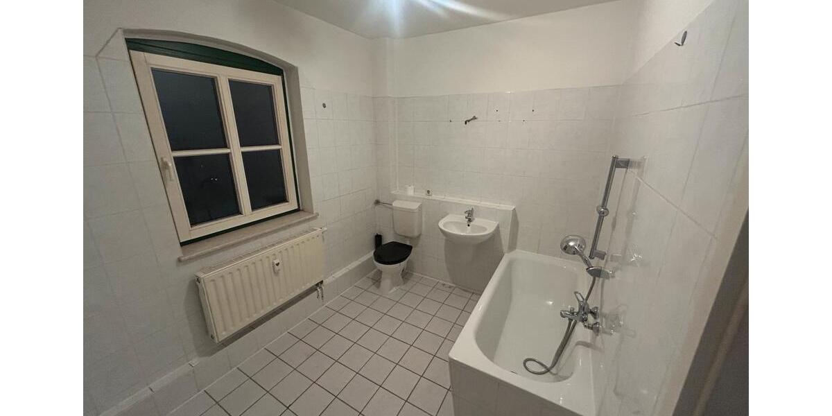 Etagenwohnung Stavenhagen - 2 Zimmer, 71 m&sup2;, 440&euro; | Angebot:24769426
